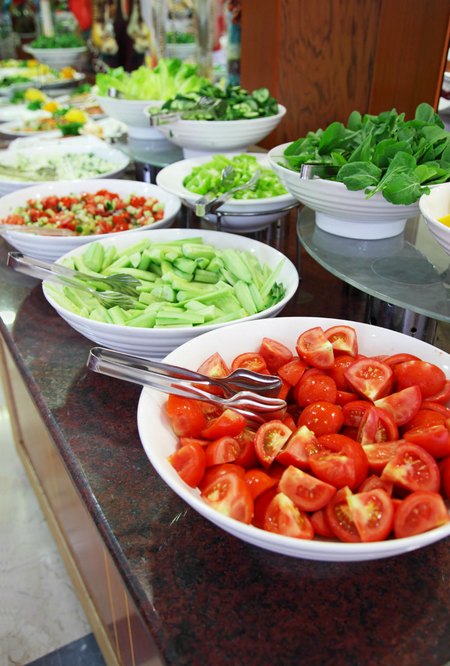 salatbuffet.jpg 